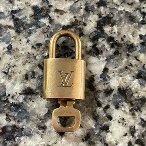 Authentic Louis Vuitton LV Lock & Key 311 🔒 🔐 🔑